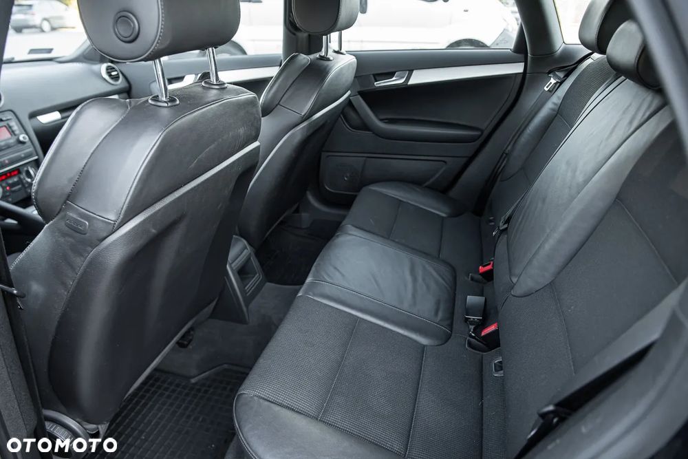 Audi A3 Sportback 1.8 TFSI quattro S line Sportpaket - 8