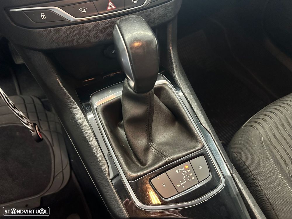 Peugeot 308 SW 1.6 BlueHDi Allure EAT6 - 12