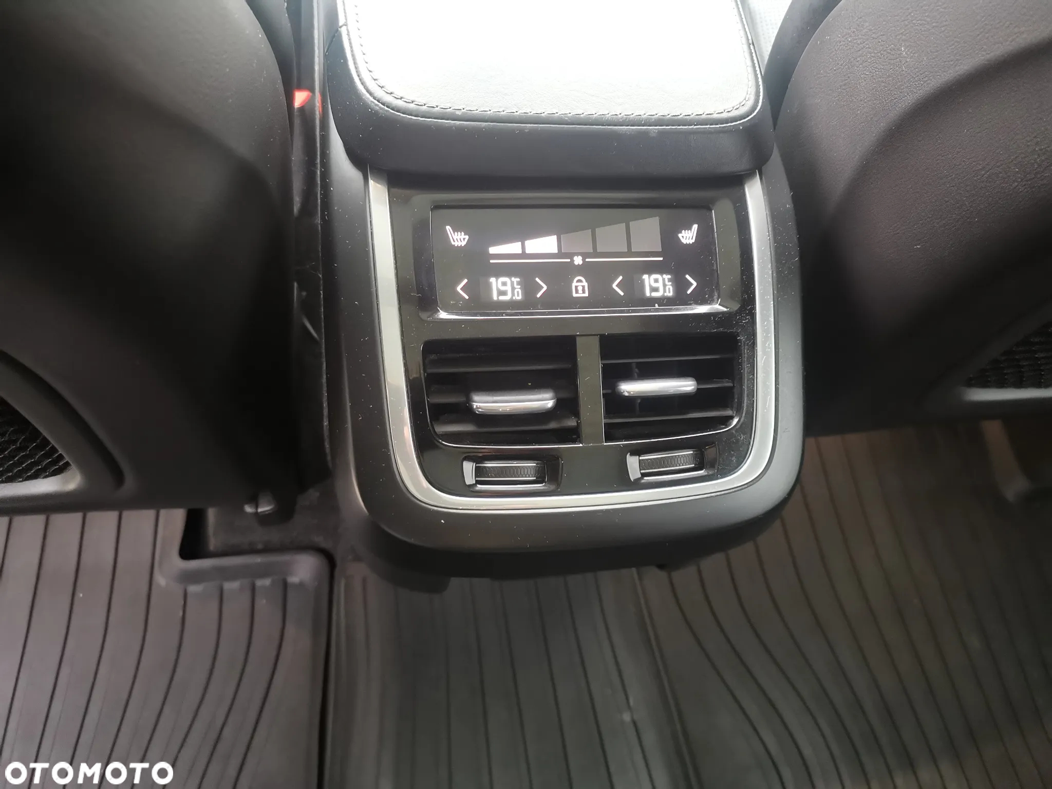 Volvo XC 90 T6 AWD Inscription 7os - 19