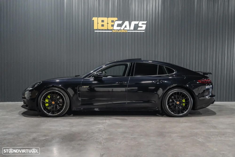 Porsche Panamera - 31