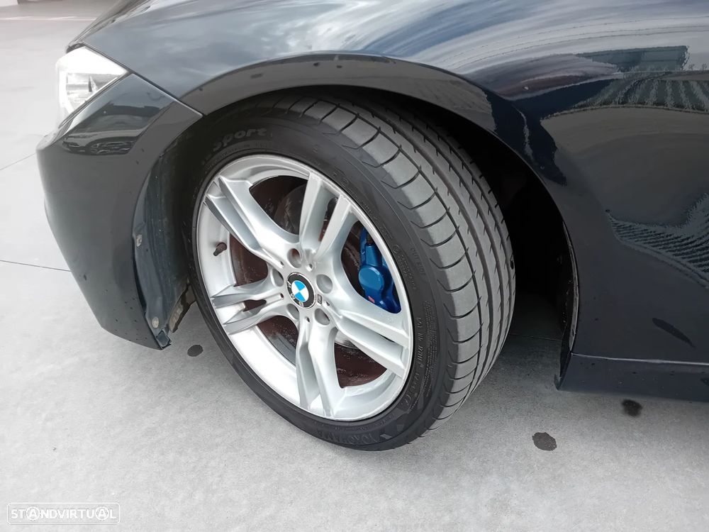 BMW 320 d Auto Pack M - 44