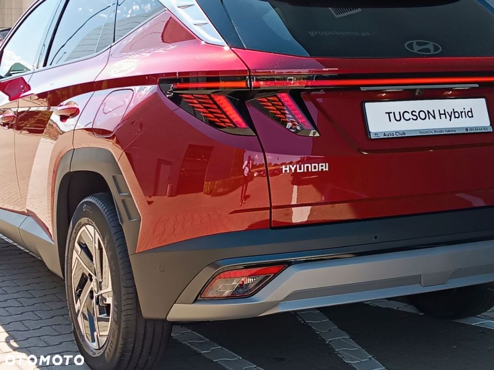 Hyundai Tucson 1.6 T-GDi HEV Executive 4WD - 11