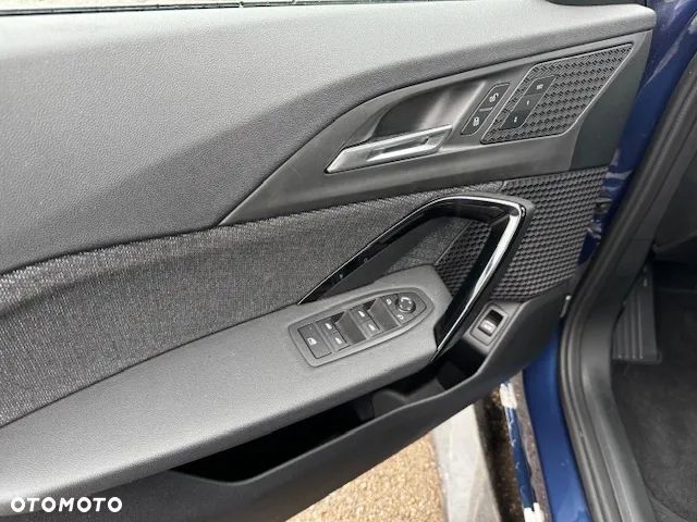 BMW X1 sDrive18d Sport Line - 22