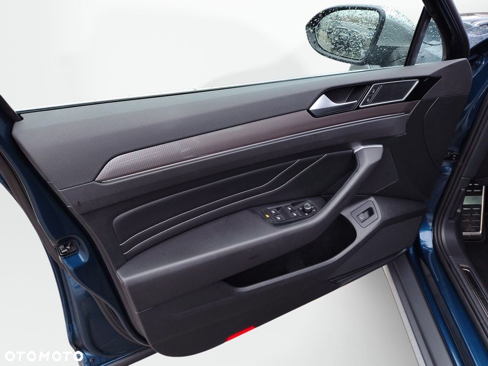 Volkswagen Passat Alltrack 2.0 TDI 4Mot DSG - 9