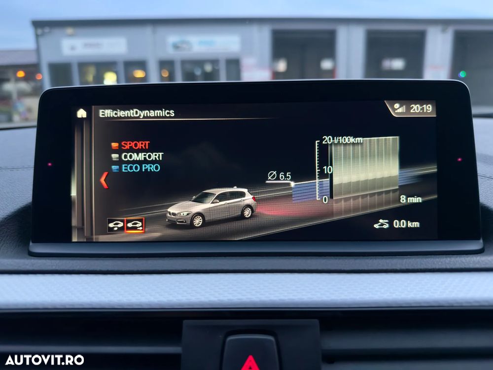 BMW Seria 1 120d xDrive AT M Sport - 24