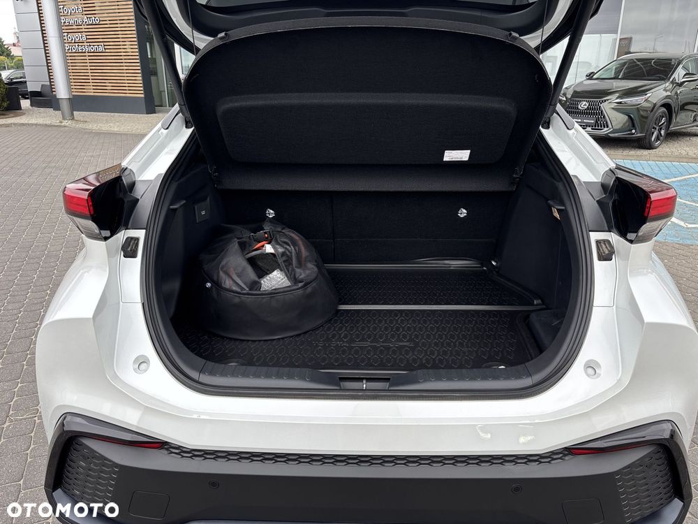 Toyota C-HR - 12