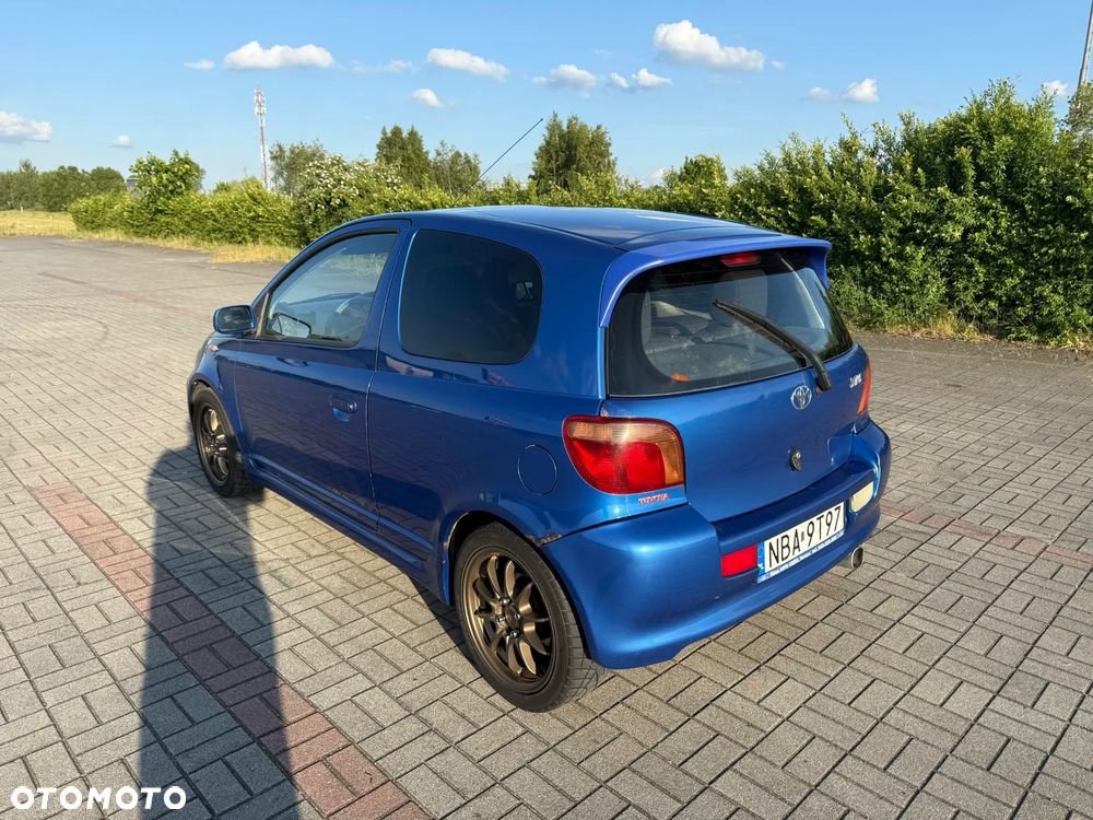 Toyota Yaris - 3