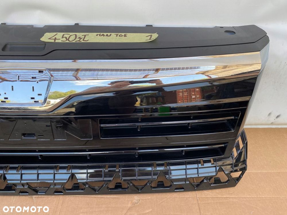 MAN TGE 17 - ATRAPA GRILL ORYGINALNA CHROM 7C0853651 - 4