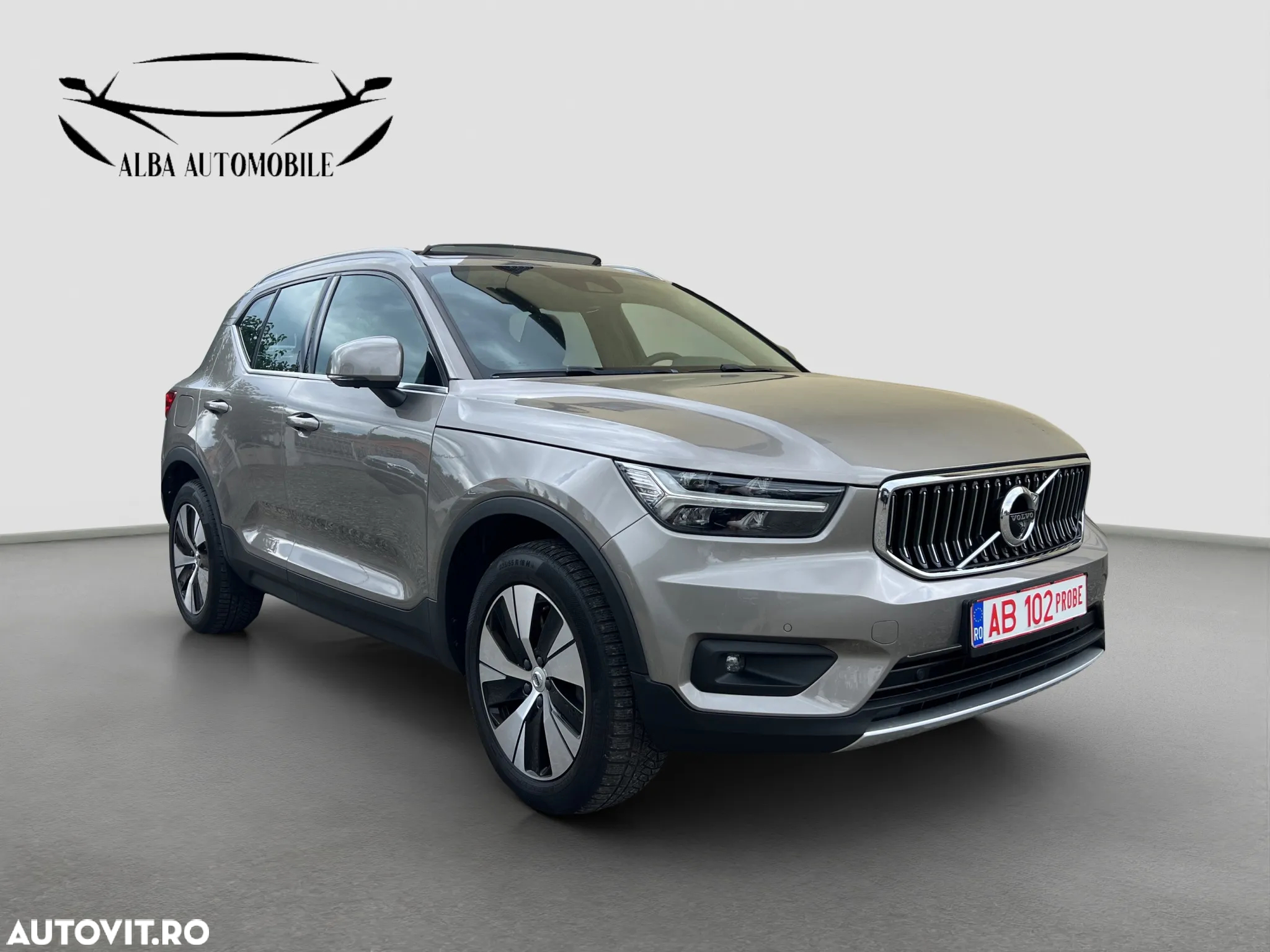 Volvo XC 40 Recharge T4 Twin Engine AT7 Inscription Expression - 2
