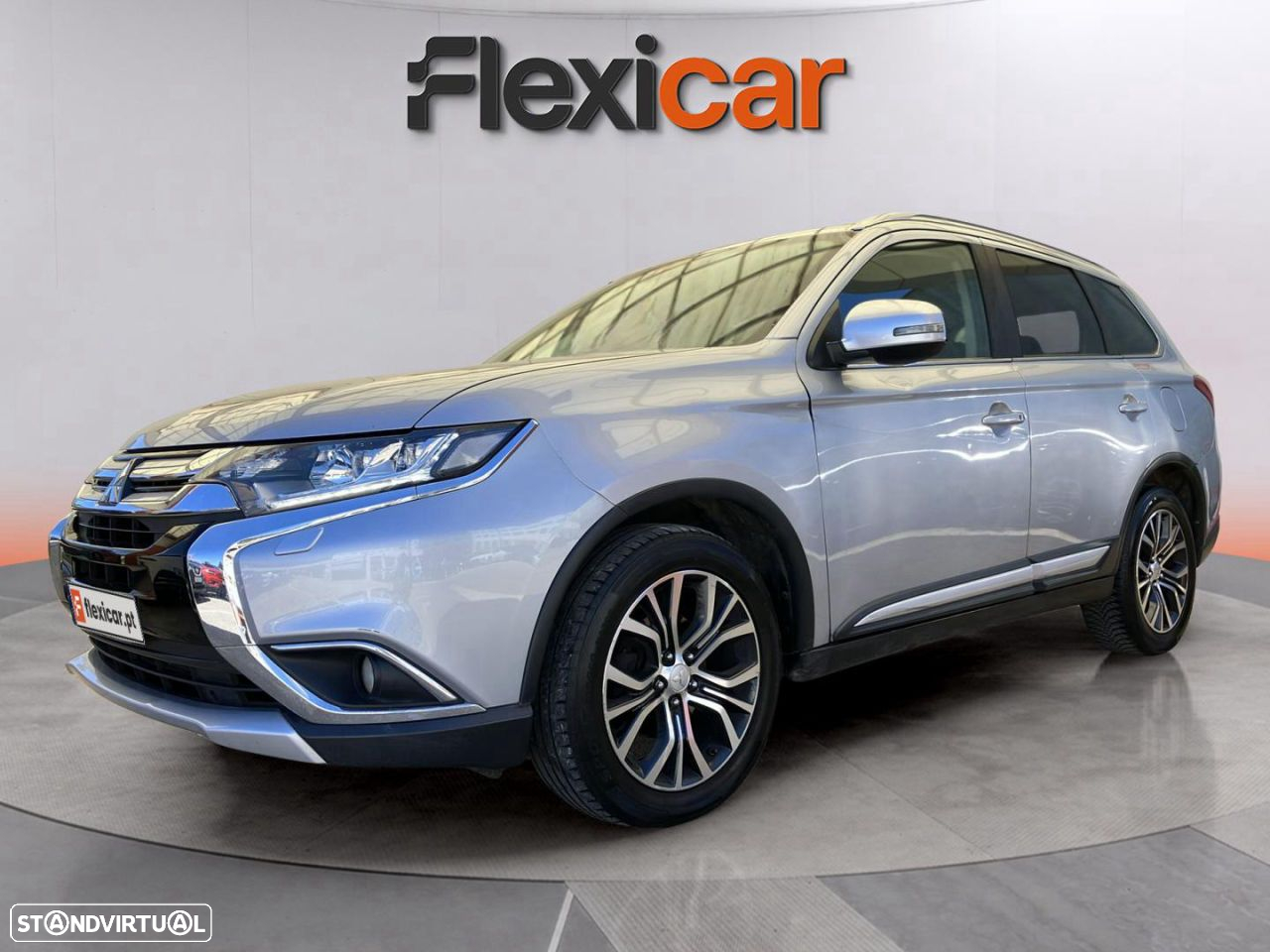Mitsubishi Outlander 2.2 DI-D Instyle Navi AT 4WD - 4