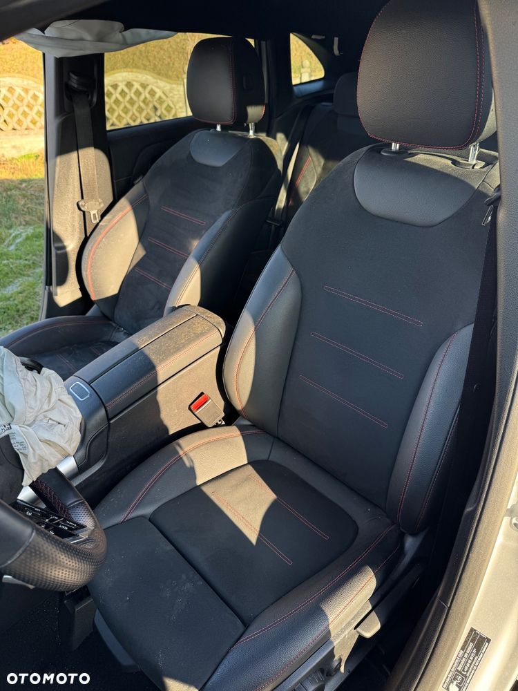 Mercedes-Benz GLA 220 d 4Matic 8G-DCT AMG Line Advanced Plus - 11