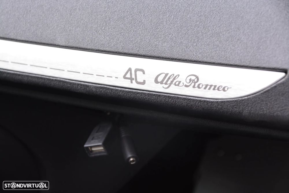Alfa Romeo 4C Spider 1750 TBi - 56