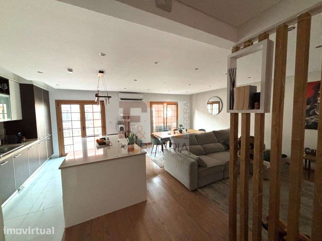 'Excelente' Apartamento T2 Moderno com Varanda ,Parqueamento Amadora - Grande imagem: 2/18