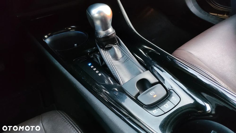 Toyota C-HR Style Selection - 33