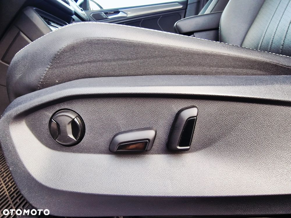 Volkswagen Tiguan Allspace - 19