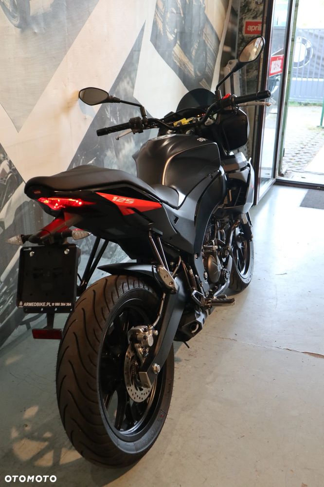 Aprilia Tuono - 23