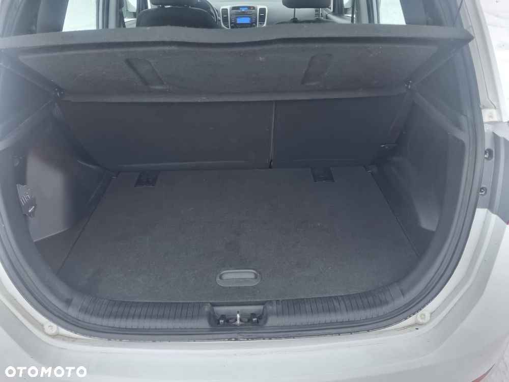 Hyundai ix20 1.4 Style blue - 12