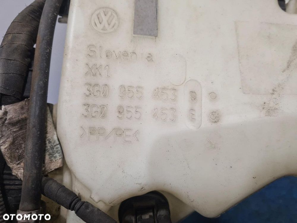 VOLKSWAGEN PASSAT B8 2.0 TDI ZBIORNICZEK SPRYSKIWACZA 3G0955453D CUAA - 3