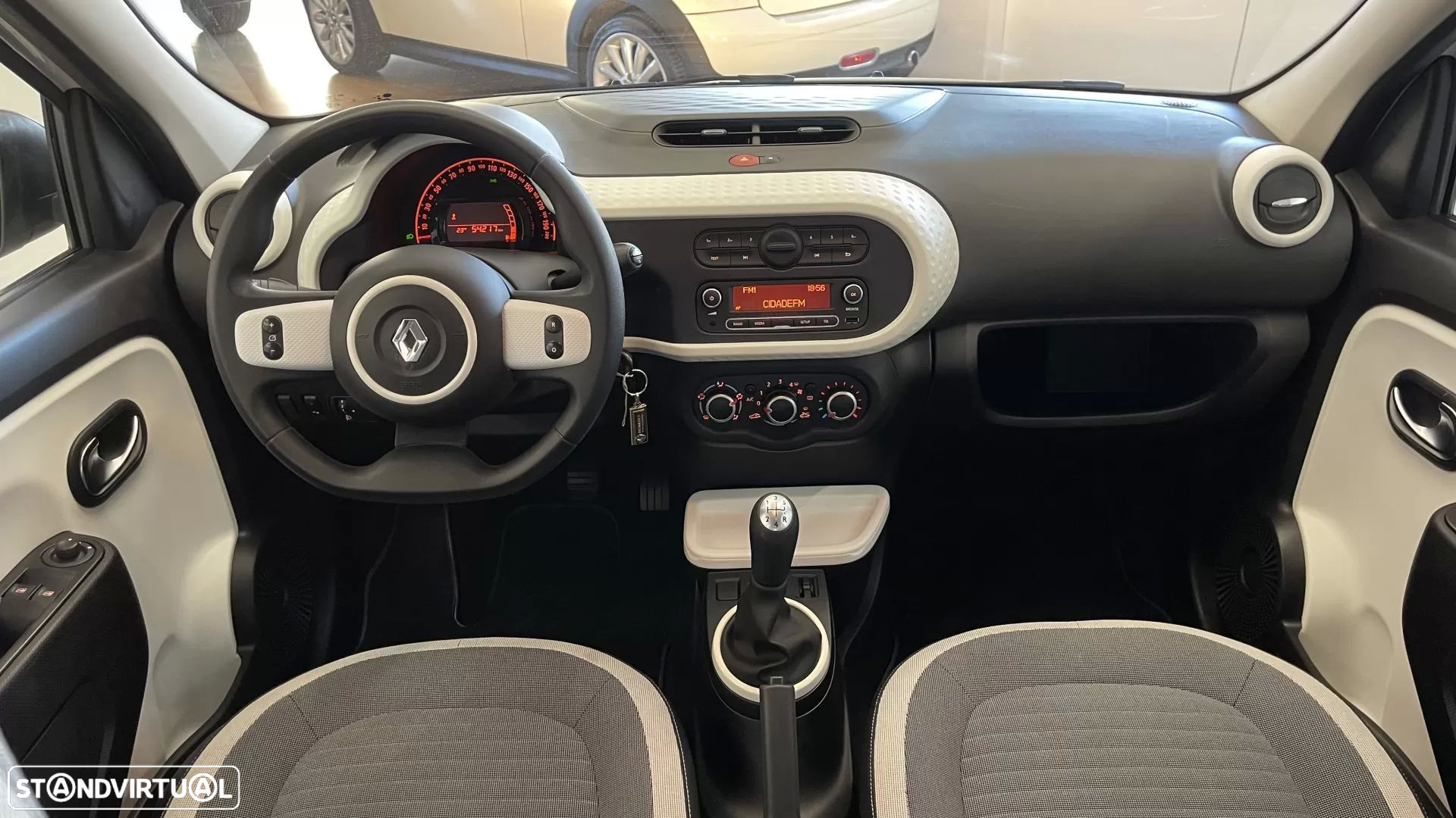 Renault Twingo 1.0 SCe Limited - 18