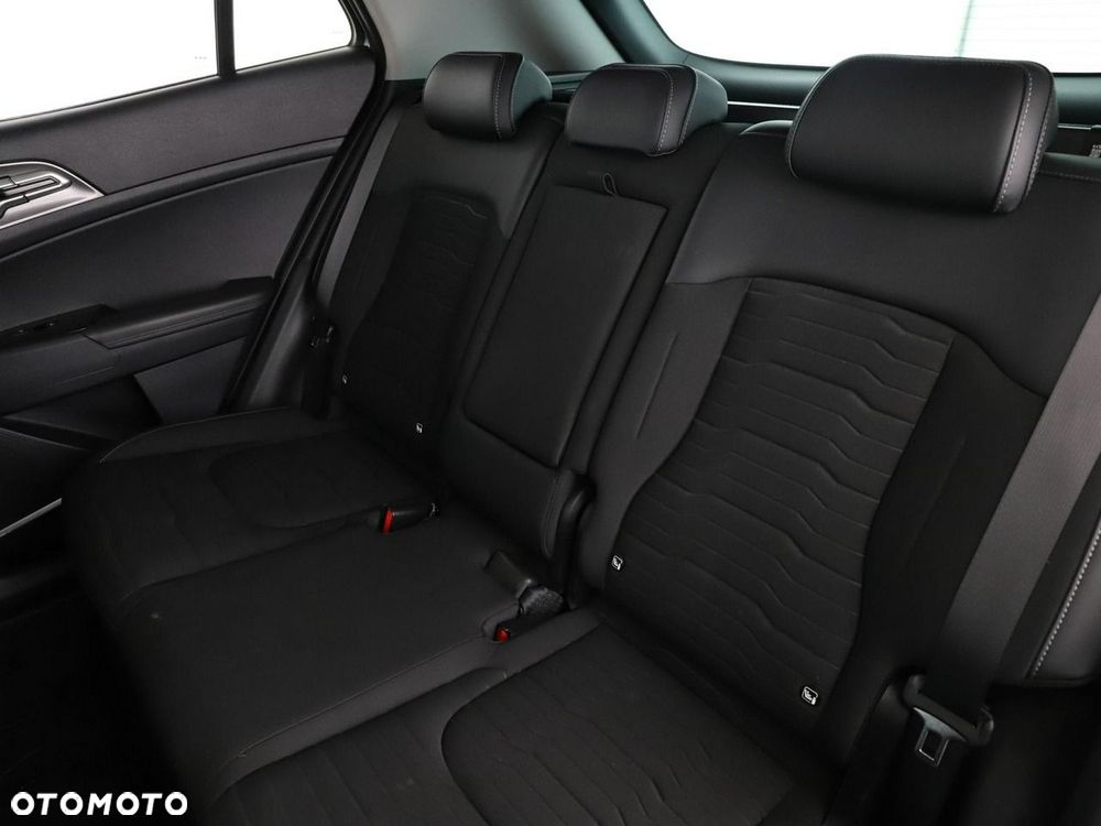 Kia Sportage 1.6 T-GDI PHEV Business Line 4WD - 18