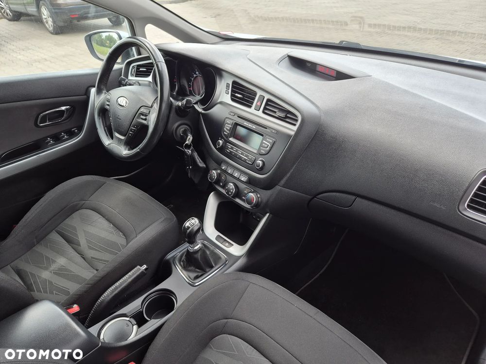 Kia Ceed 1.4 L - 18