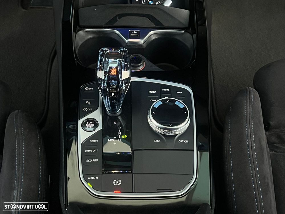 BMW 118 d Pack M Auto - 14