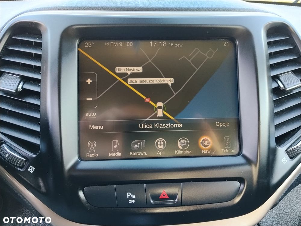 Jeep Cherokee 2.0 MJD 4x2 Longitude - 10