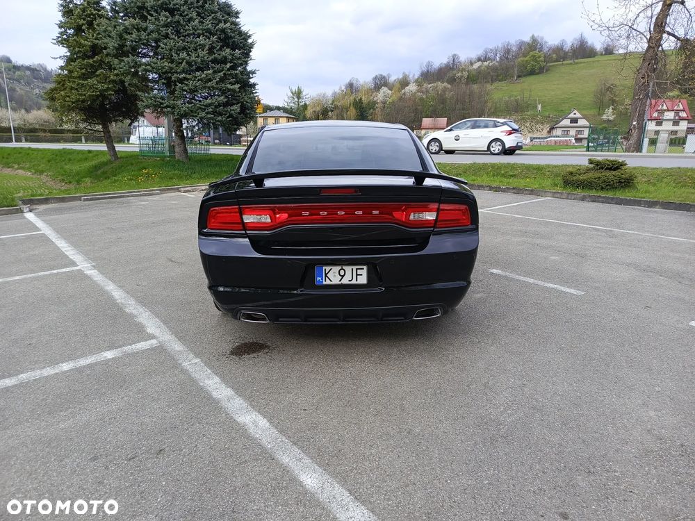 Dodge Charger - 11