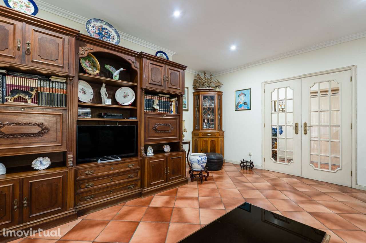 T3 Espaçoso no centro da cidade - Grande imagem: 3/25