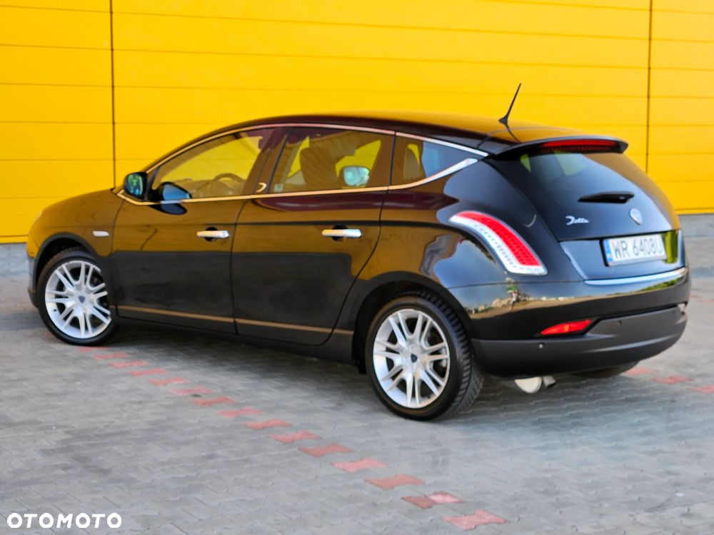 Lancia Delta 1.4 T-Jet Oro - 8