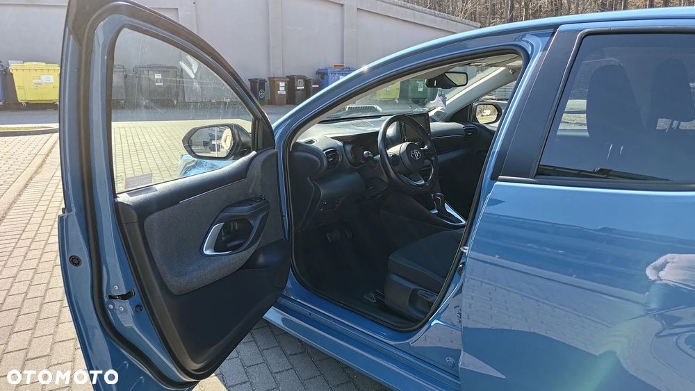 Toyota Yaris - 14