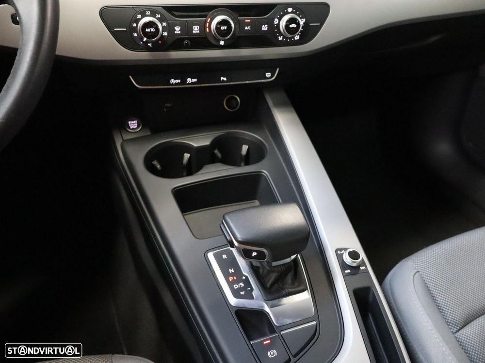 Audi A4 Avant 35 TDI S tronic - 15