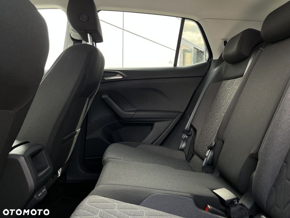 Volkswagen T-Cross - 14