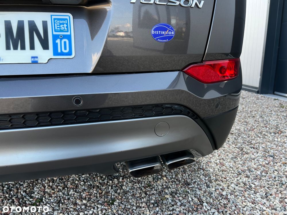 Hyundai Tucson 2.0 CRDI BlueDrive Style 2WD - 15