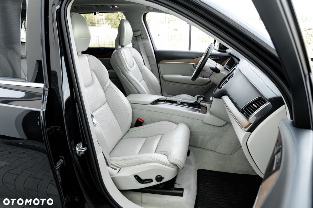 Volvo XC 90 T6 AWD Geartronic Inscription - 24