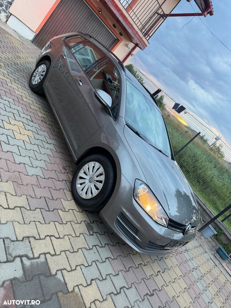 Volkswagen Golf - 16