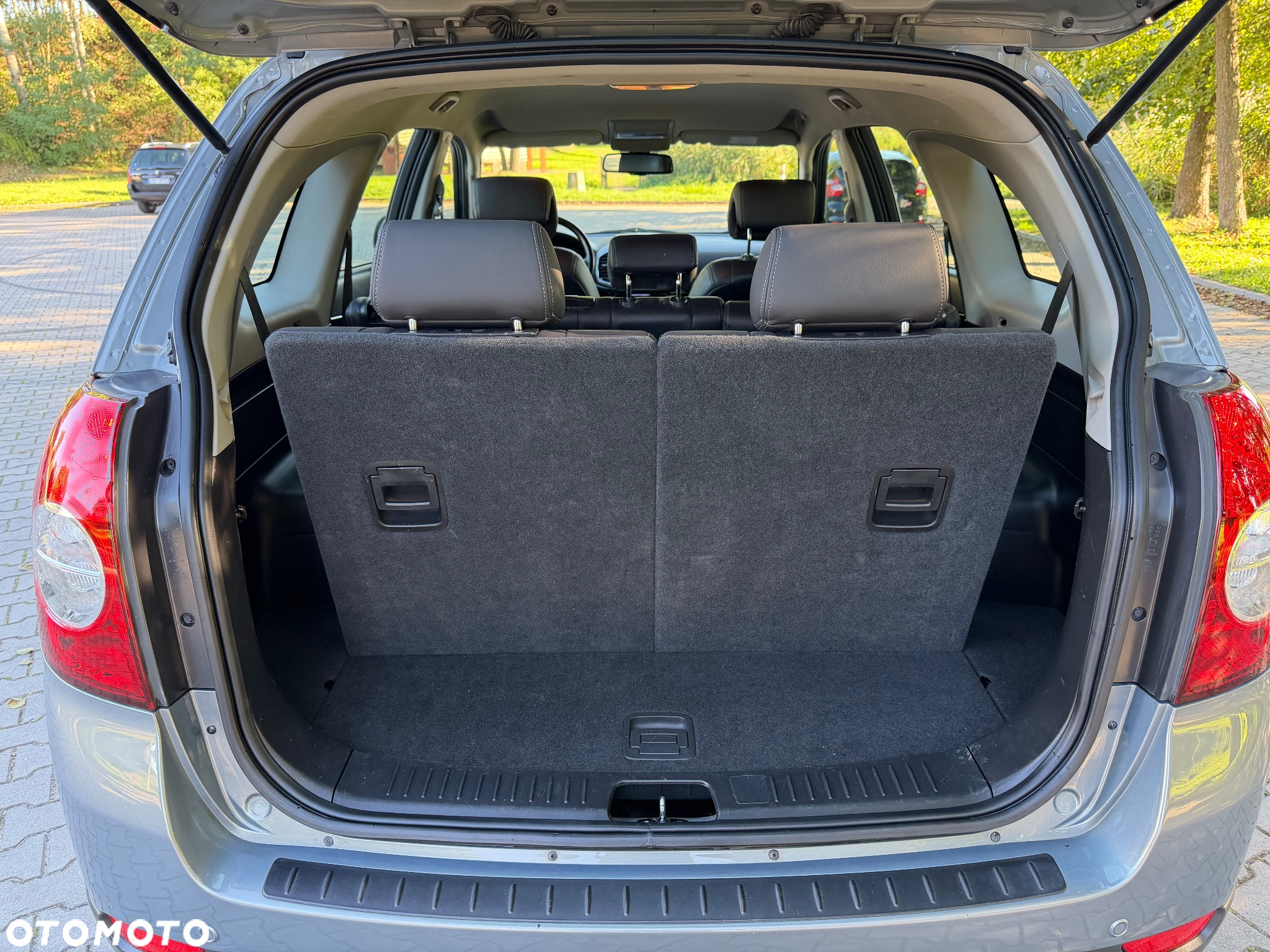 Chevrolet Captiva 2.4 AWD LT+ - 26