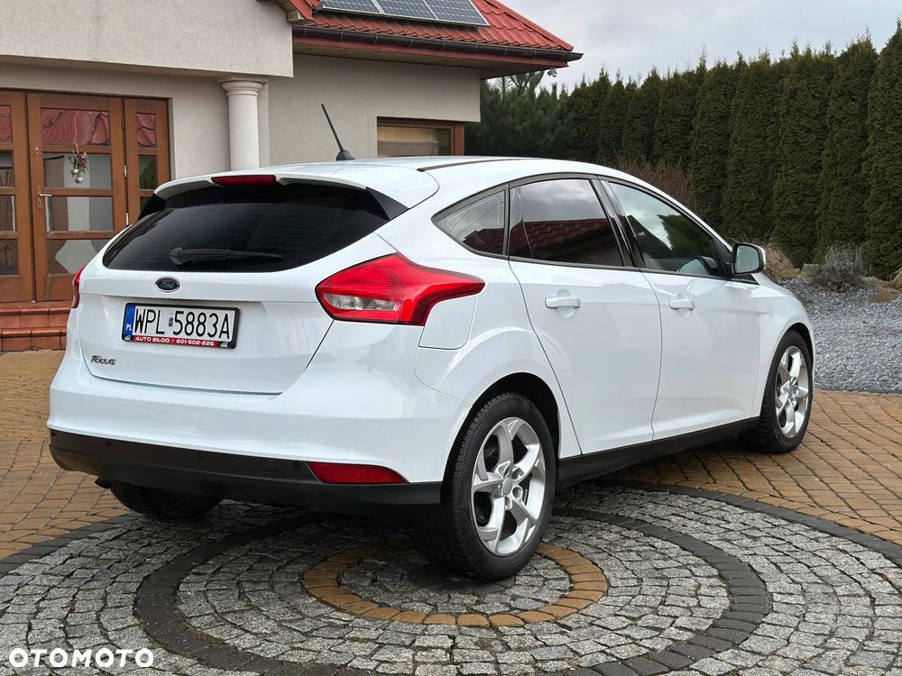 Ford Focus 1.5 EcoBlue STart-Stopp-System TITANIUM - 10