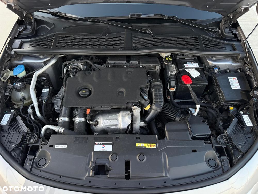 Peugeot 308 1.5 BlueHDi Allure S&S EAT8 - 34
