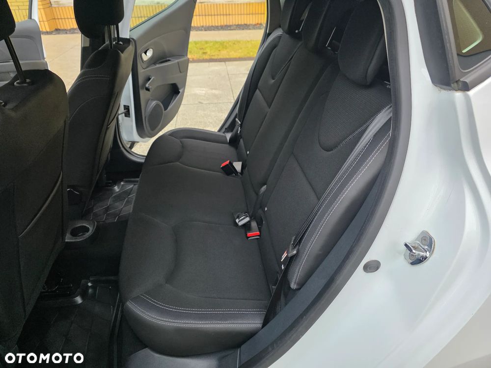 Renault Clio 1.2 16V Life - 19