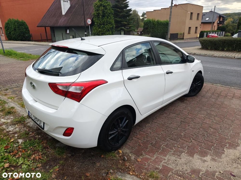 Hyundai i30 1.4 Comfort - 13