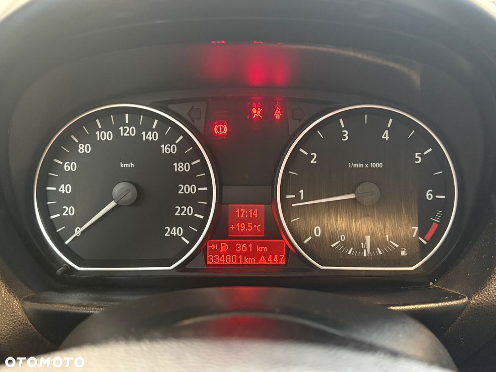 BMW Seria 1 116i - 6