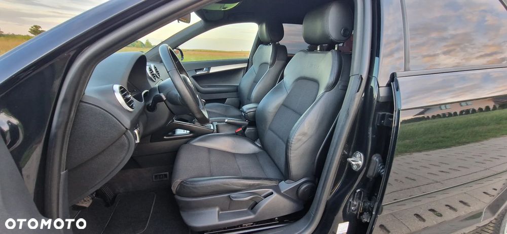 Audi A3 Sportback 2.0 TDI S line Sportpaket plus - 24