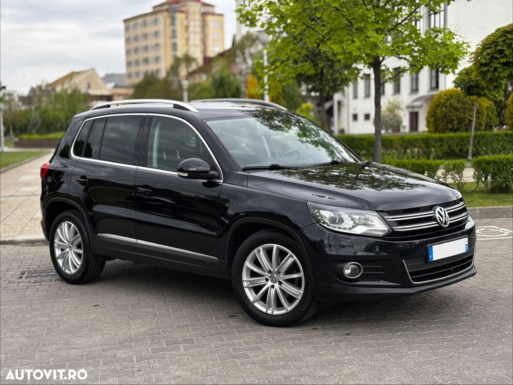 Volkswagen Tiguan 2.0 TDI DPF BlueMotion Technology Exclusive - 2