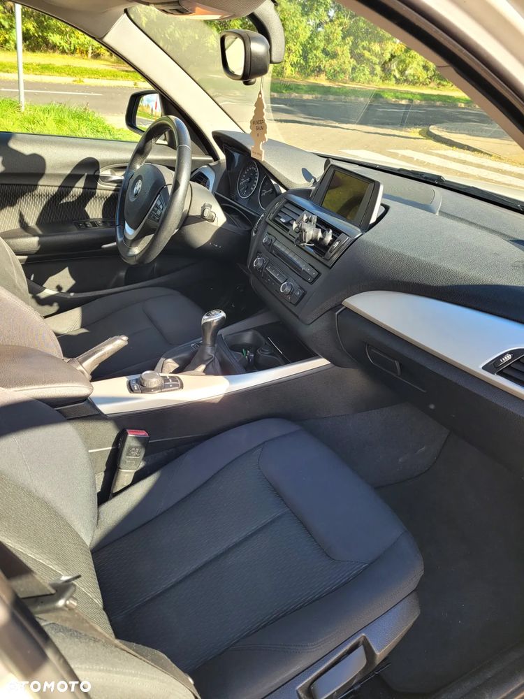 BMW Seria 1 116i - 9