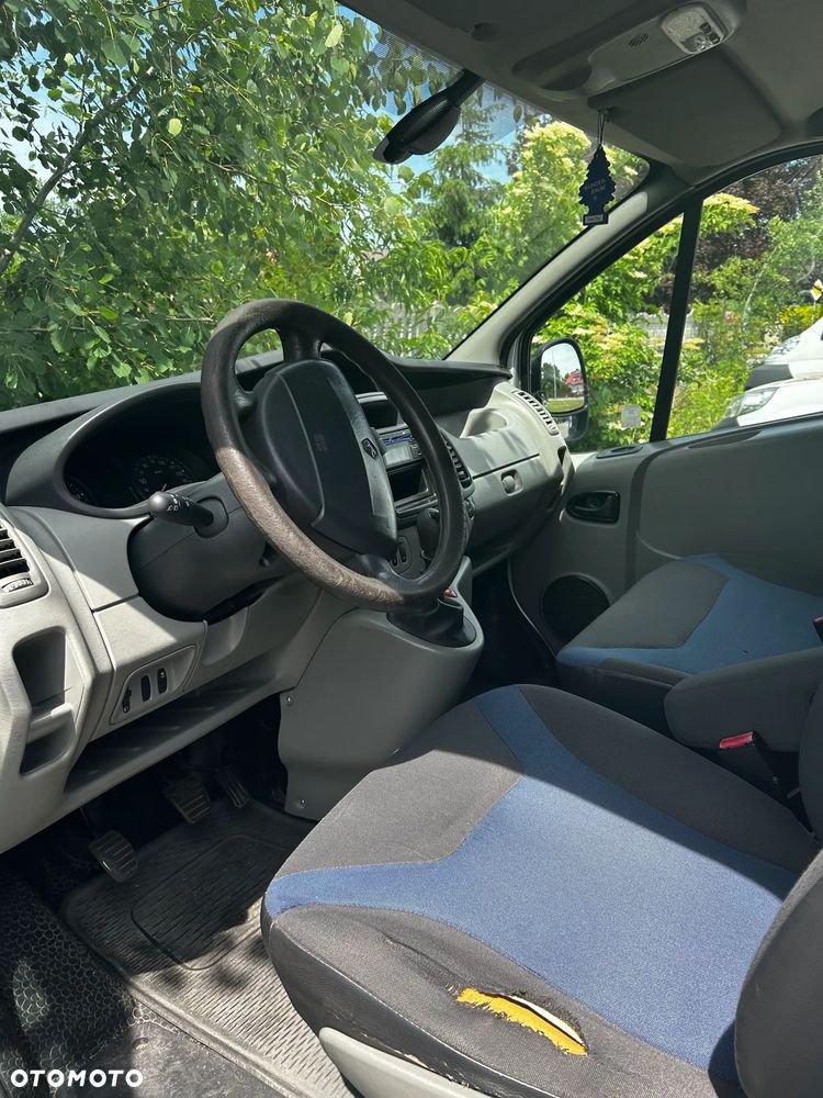 Renault TRAFIC - 9