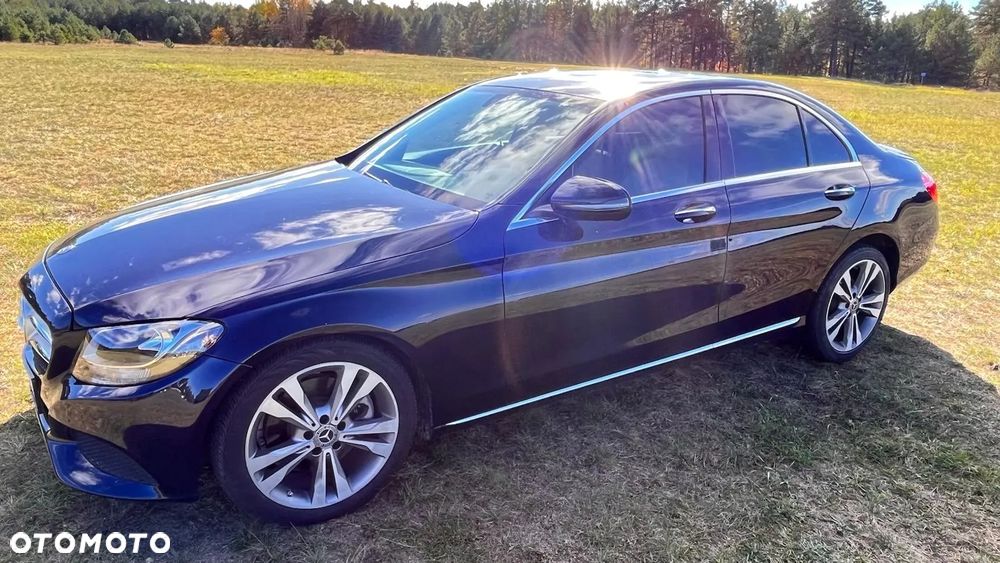 Mercedes-Benz Klasa C 300 9G-TRONIC - 13