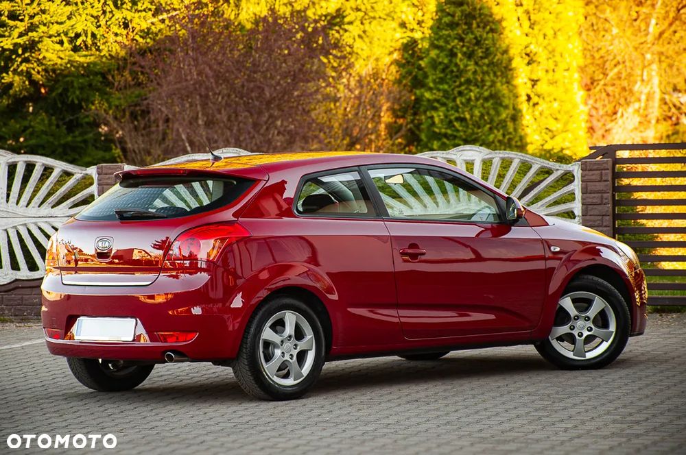 Kia ProCeed 1.6 Comfort + - 19