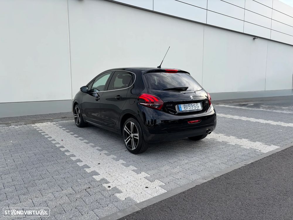 Peugeot 208 - 7
