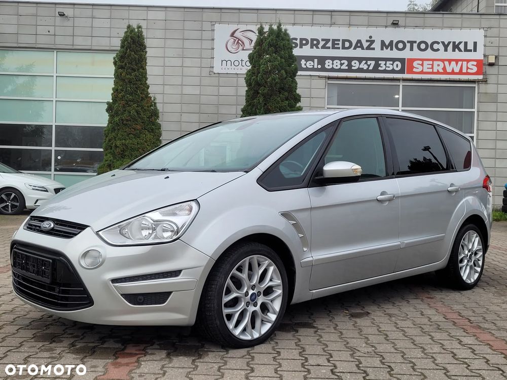 Ford S-Max - 13